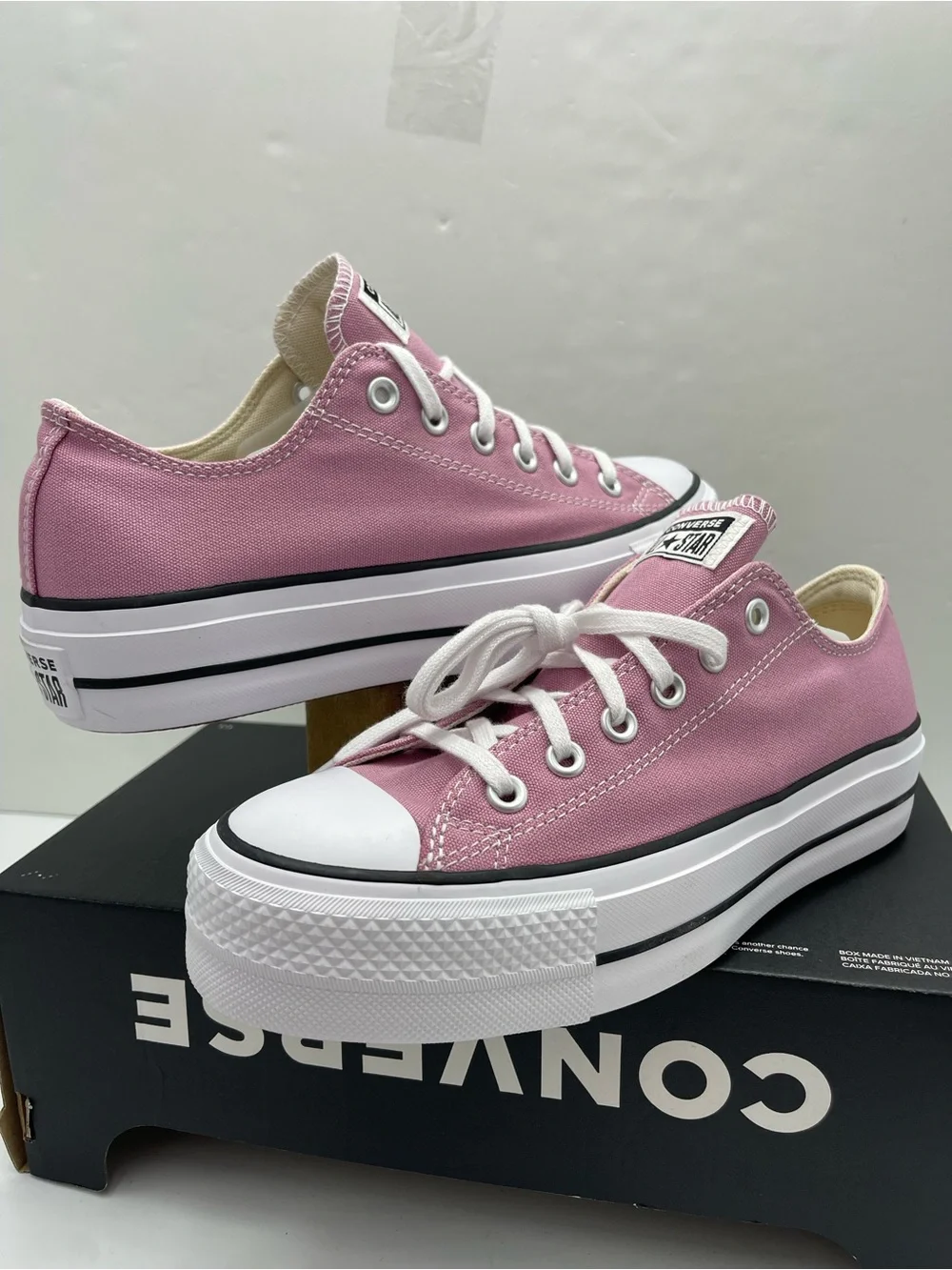 Converse A12960F CTAS LIFT OX CLIFFSIDE ROSE/WHITE/BLACK Platform Sneakers